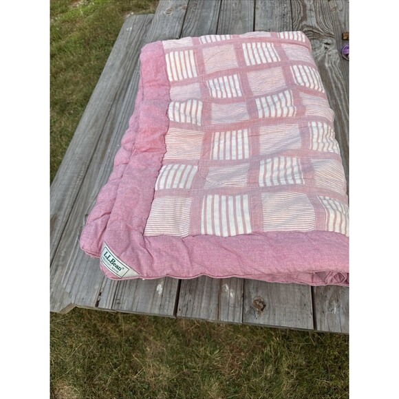 L.L. Bean Pink Comforter Twin Size 63”X 87” - Picture 1 of 5